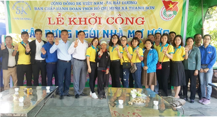 Cộng đồng thiện nguyện 5K Việt Nam hỗ trợ xây nhà cho gia đình đặc biệt khó khăn